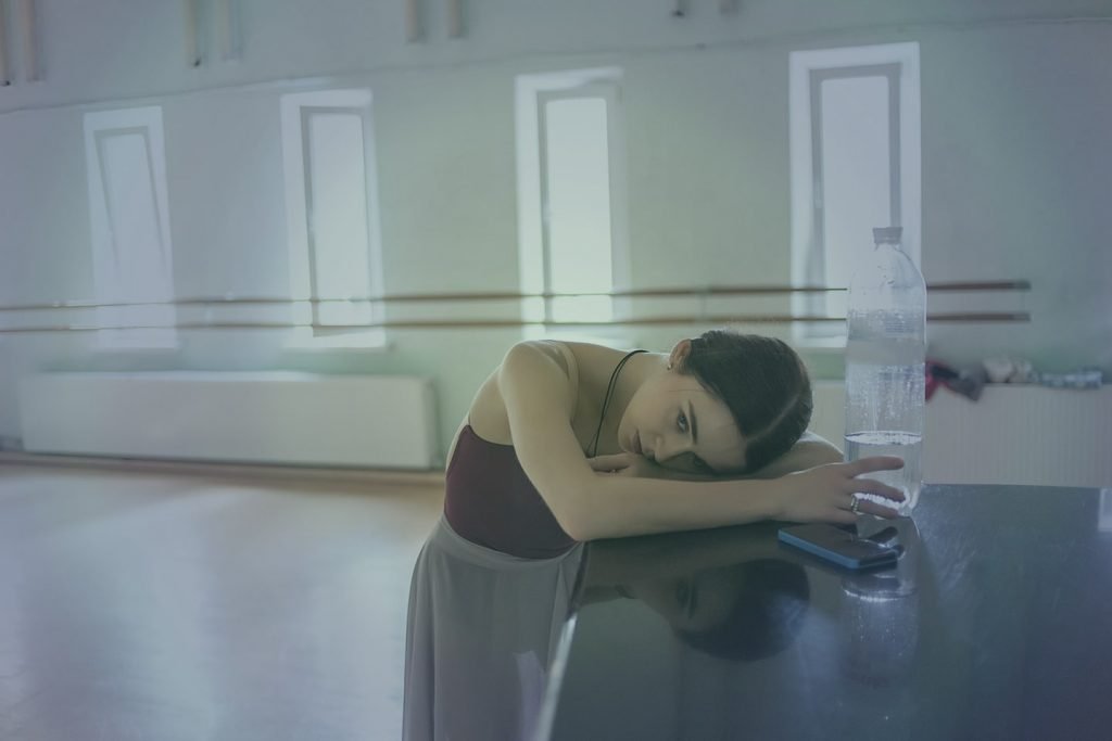 dancer girl feel dehydrated